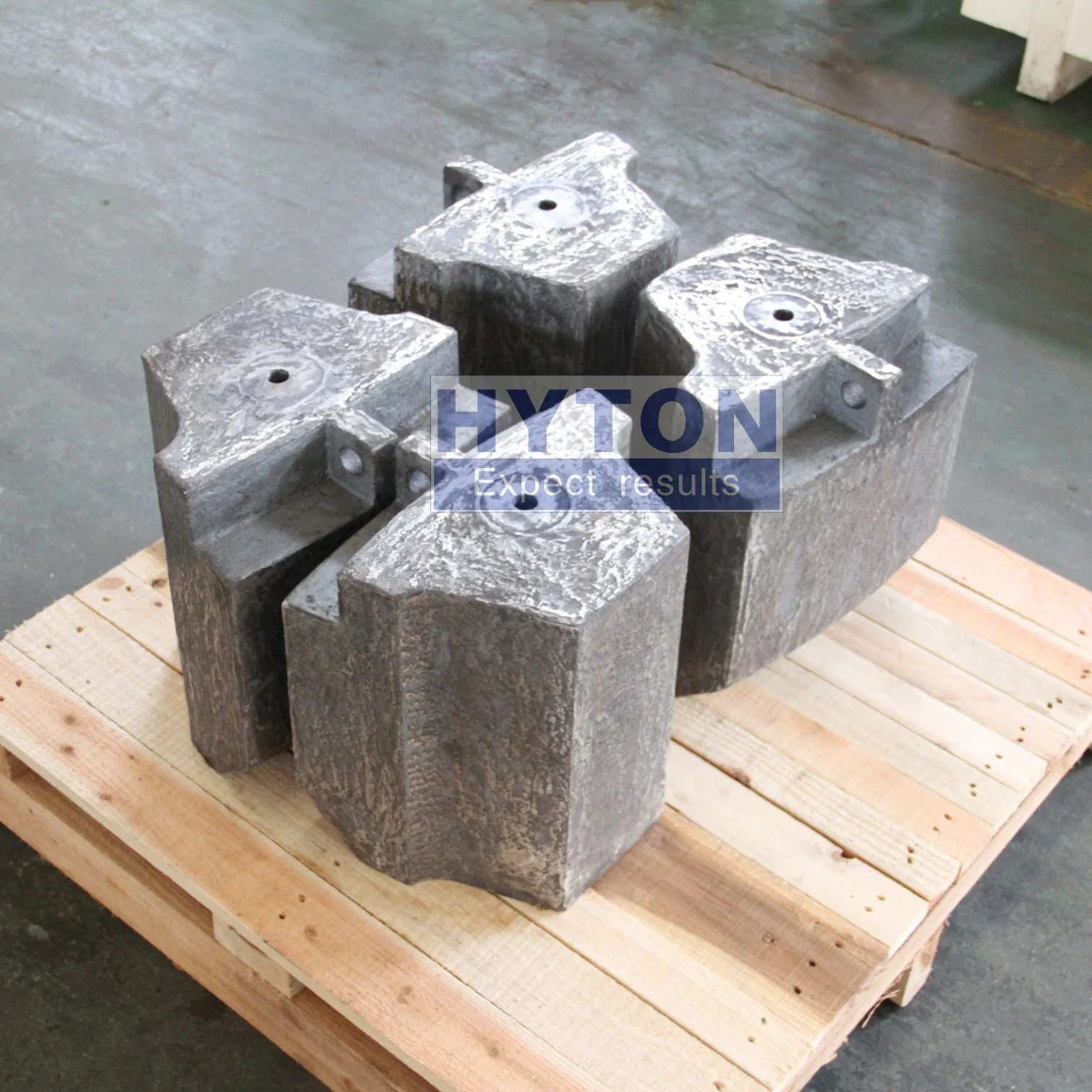 Vertical Shaft Impact Crusher Spare Parts High Chrome Alloy Steel Casting Parts TV85b. 3.1 Anvil for TV95