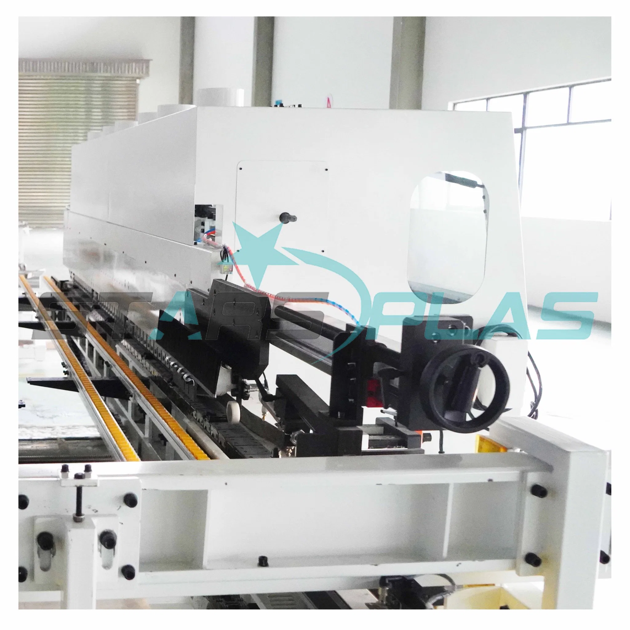 Starsplas Sp8+8 Spc WPC Electric Control Profiling and Saw Cutter Machine Automation Unloading System for Flooring Production