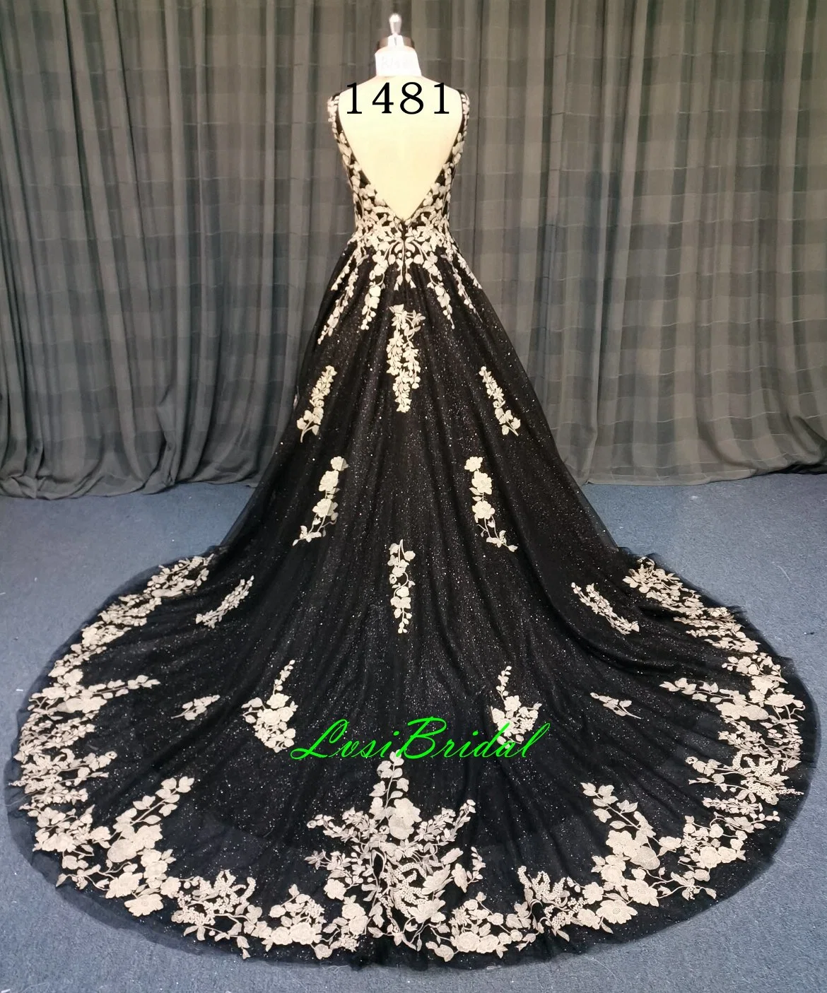 22003 Sweetheart Necklitne Lace Wedding Dress with 68 Inch Train A-Line Tulle Skirt Black Ivory-1481