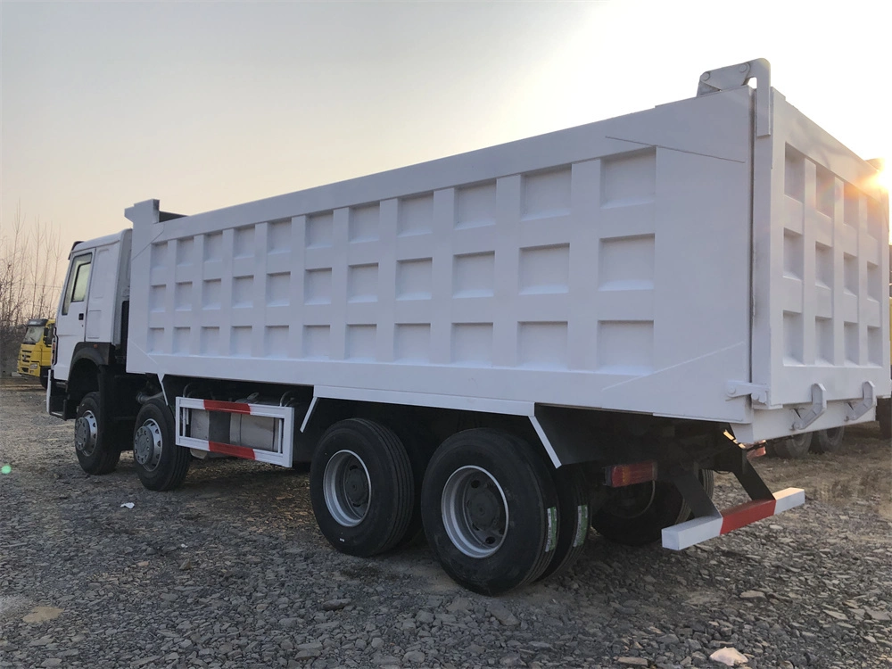 Segunda Mano Sinotruck HOWO utiliza 371HP 375CV HOWO 10 ruedas los neumáticos de 12 Volquete Camión Volquete 8X4 6X4 con buenas condiciones para África