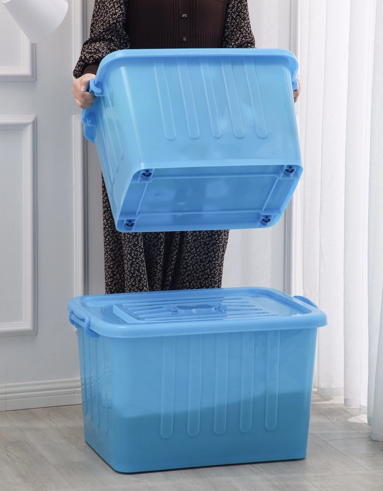 Plastic Clothing Storage Box Bin Multi-Function Plastic Container