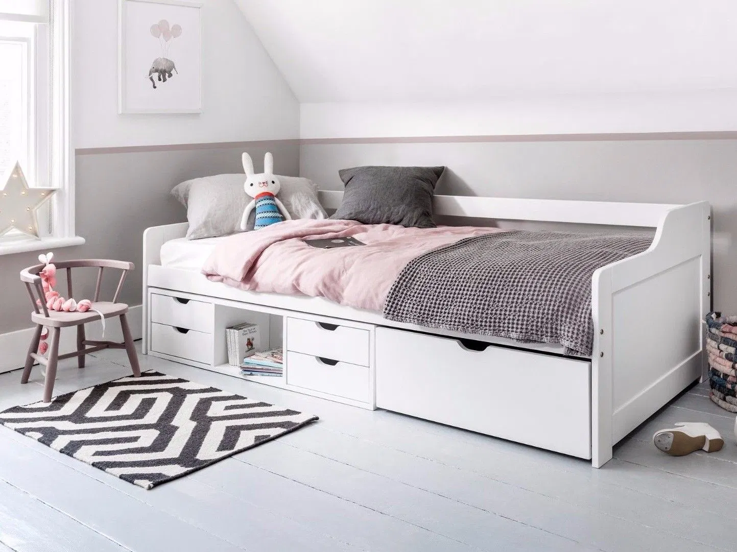 Wooden Cabin Bed with Pull-out Bed for Children