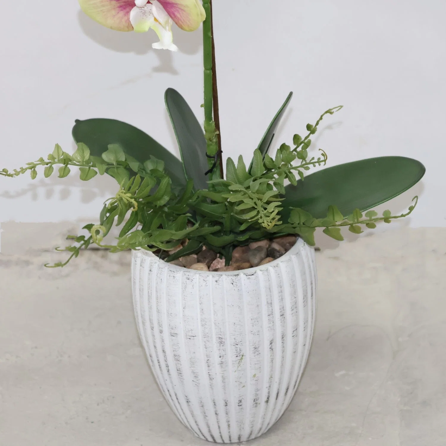 High quality/High cost performance  Silk Flower Phalaenopsis Orchid Arrangement Plastic Artificial Flower Home Decoration