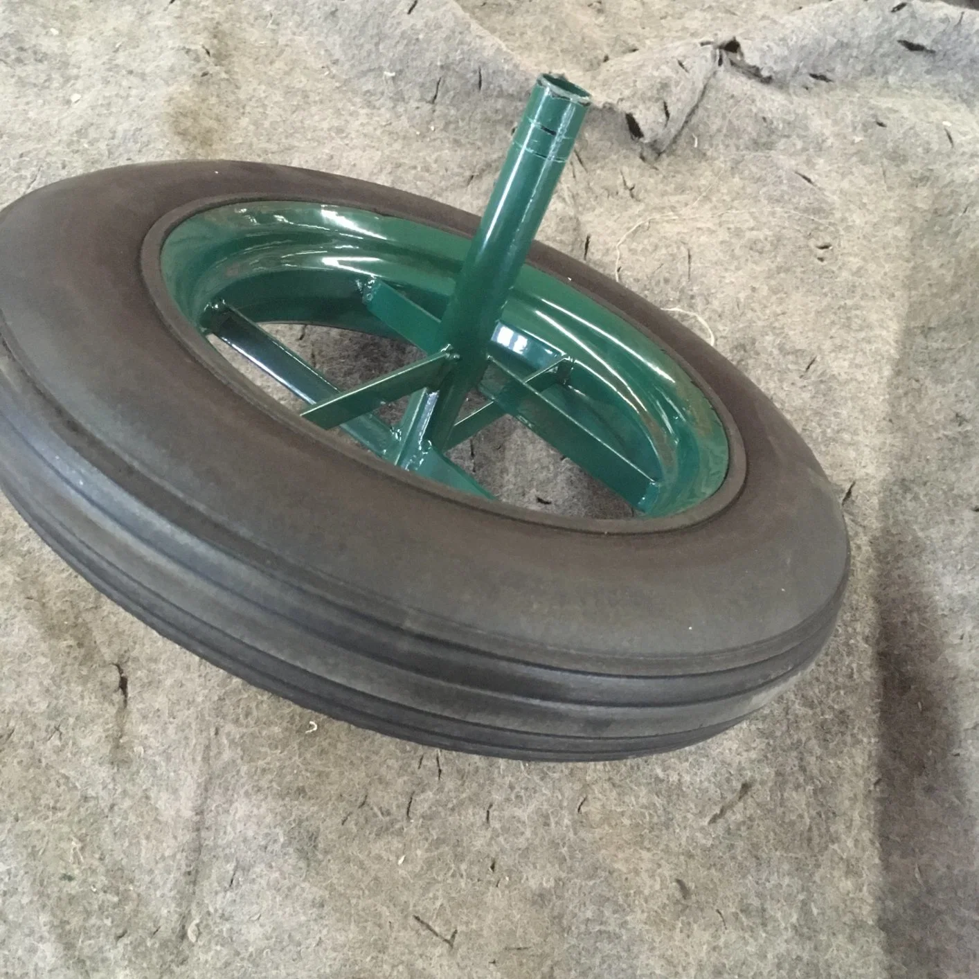 Wheelbarrow Wheel Solid Rubber Wheel 14 Inch