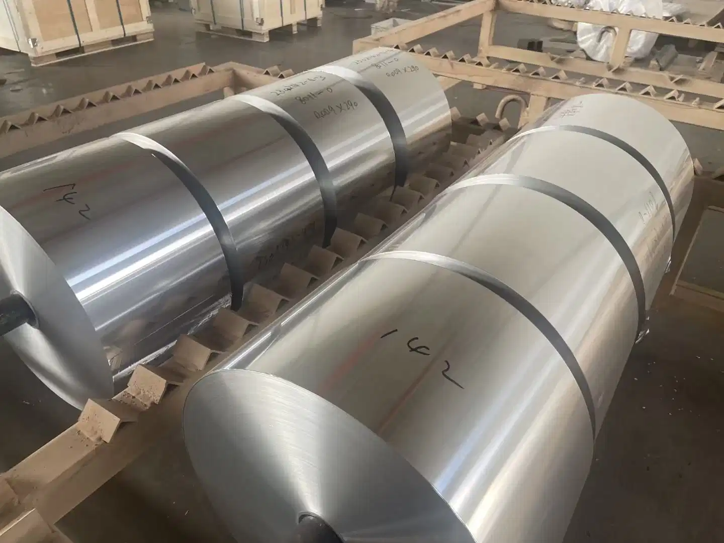 Factory Direct Sale 1060 H24 Metal Sheet Roll 3003 H14 H22 Roll Low Price Aluminum Coil