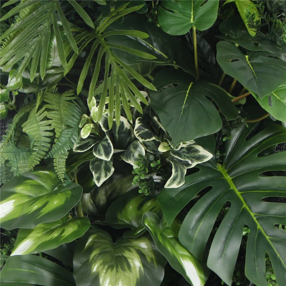 Décoration de paysage de jardin extérieur en plastique avec mur de gazon vert artificiel et jardin vertical artificiel.