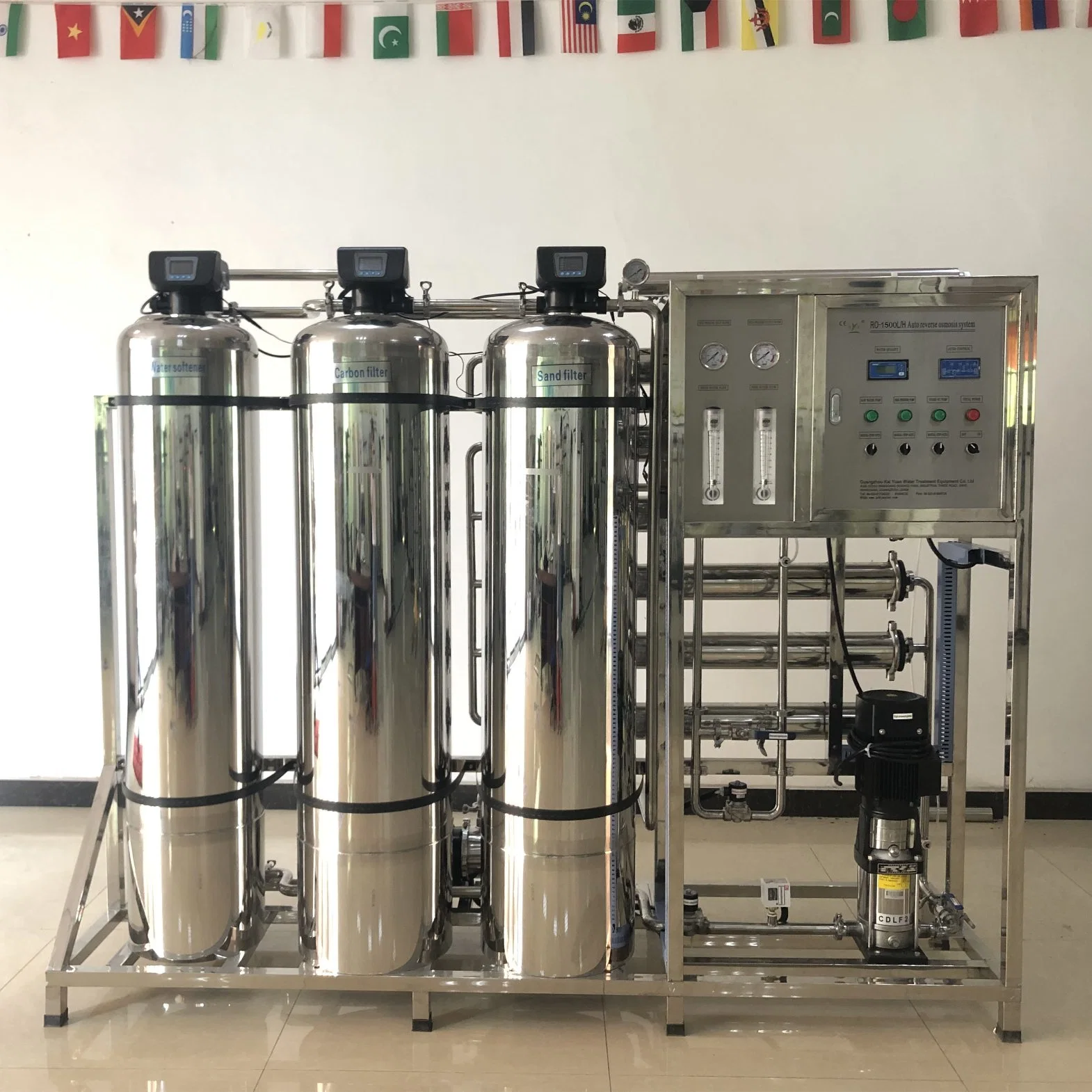 La ósmosis inversa automático Ss 1500 Lph RO Purificador de agua el tratamiento de la fábrica de Guangzhou maquinaria