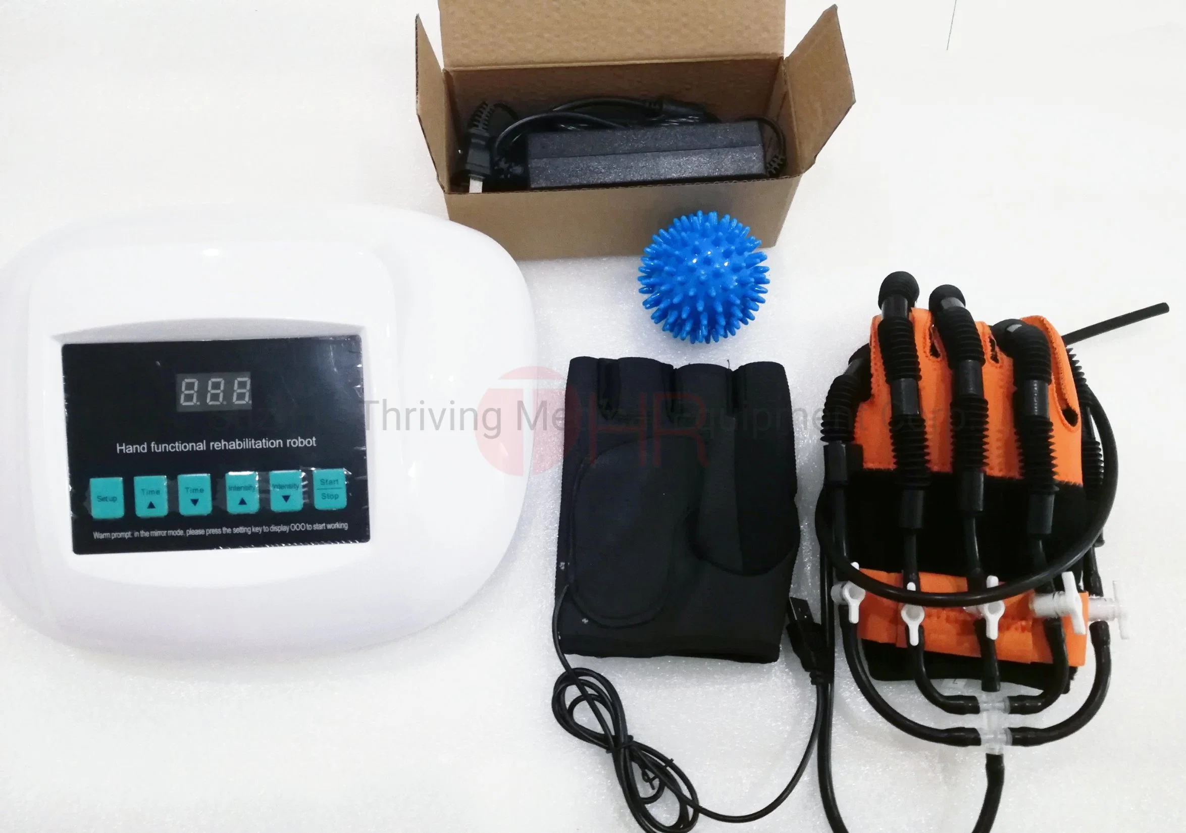 China Hand Therapy Device Hand Rehabilitation Equipment Recovery Robot Glove Hand Therapy Equipment