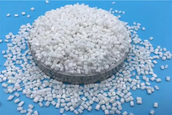 Pet Plastic Raw Material Granules for Making Bottlesvirgin /Pet Chips Fiber Grade