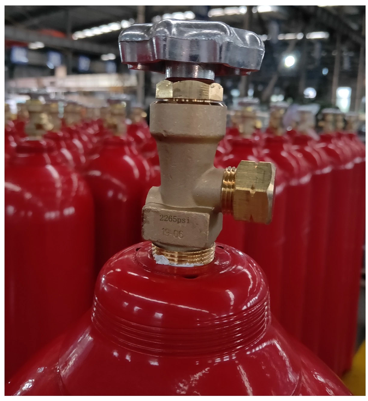 High Purity 99.99%/99.999% Co Gas/ Carbon Monoxide Gas in High Pressure Gas Cylinders