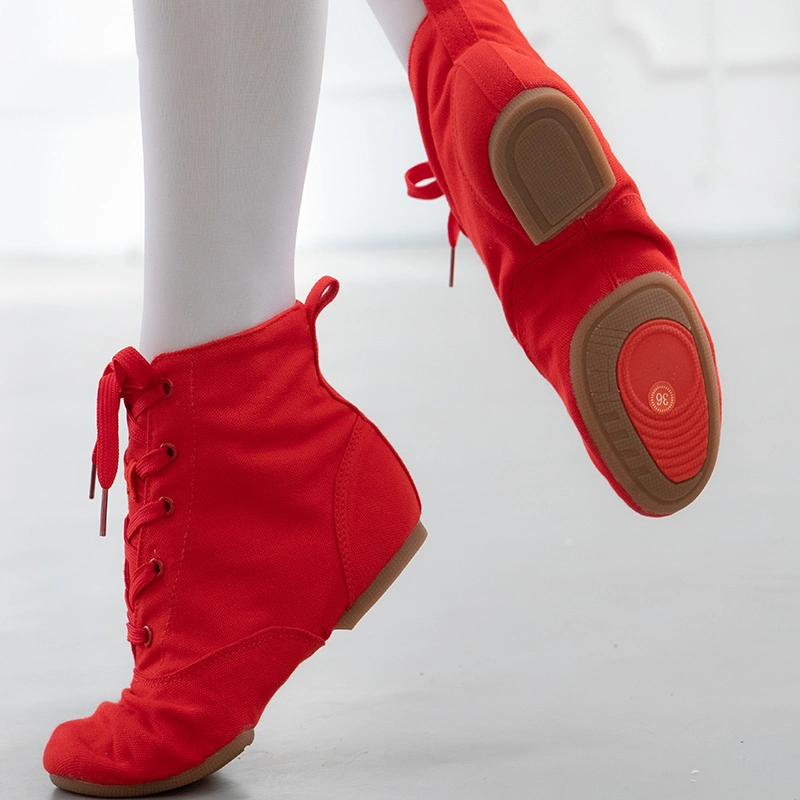 أحذية جاز خارجية أحذية قماش أحمر أحذية مطاطية بللية للنساء 802