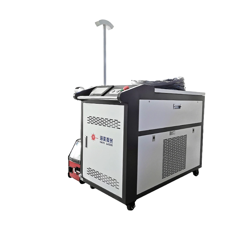 1000W-1500W soldadora láser CNC de mano con balanceo automático de la cabeza y el sistema de alimentación de alambre