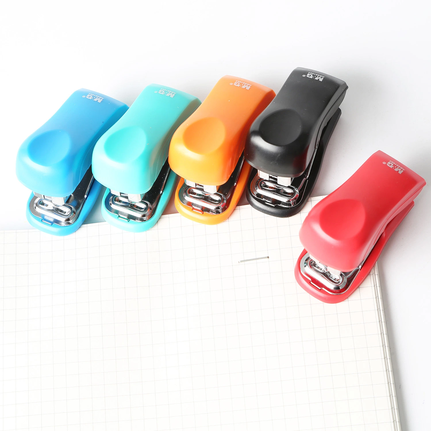 Factory Manufacturer Premium Design Energy Saving Effortless Mini Stapler Set