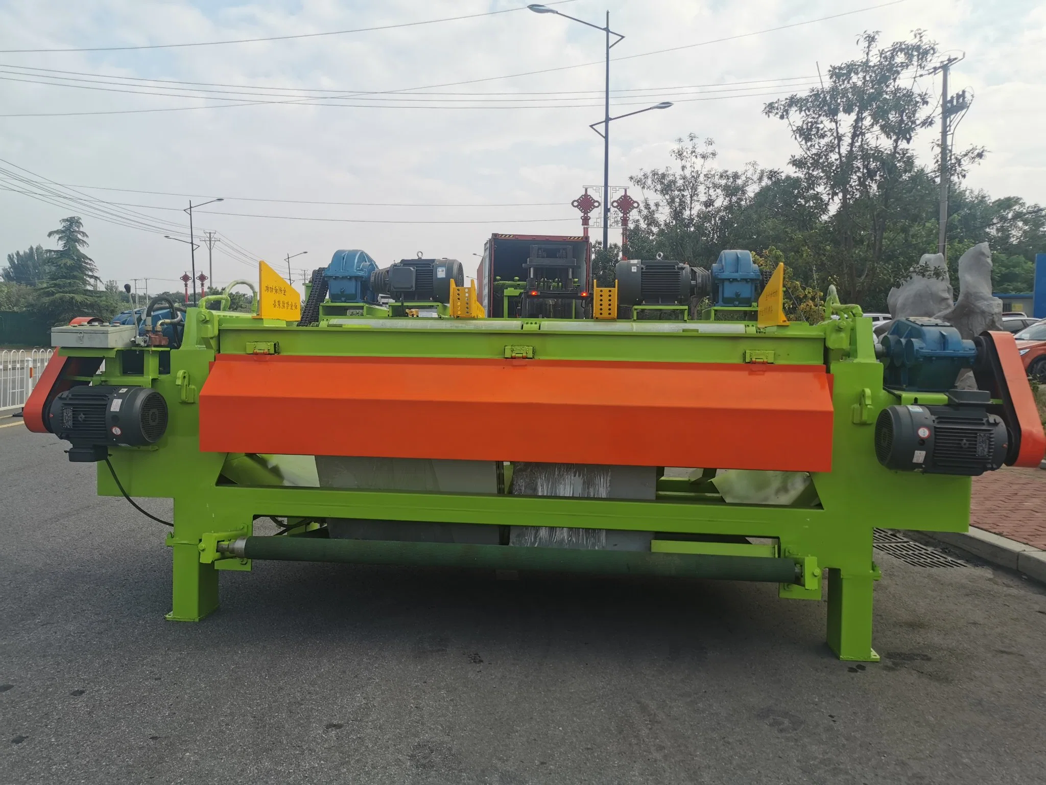 Log Debarking Rounding Machine Wood Debarker Machine