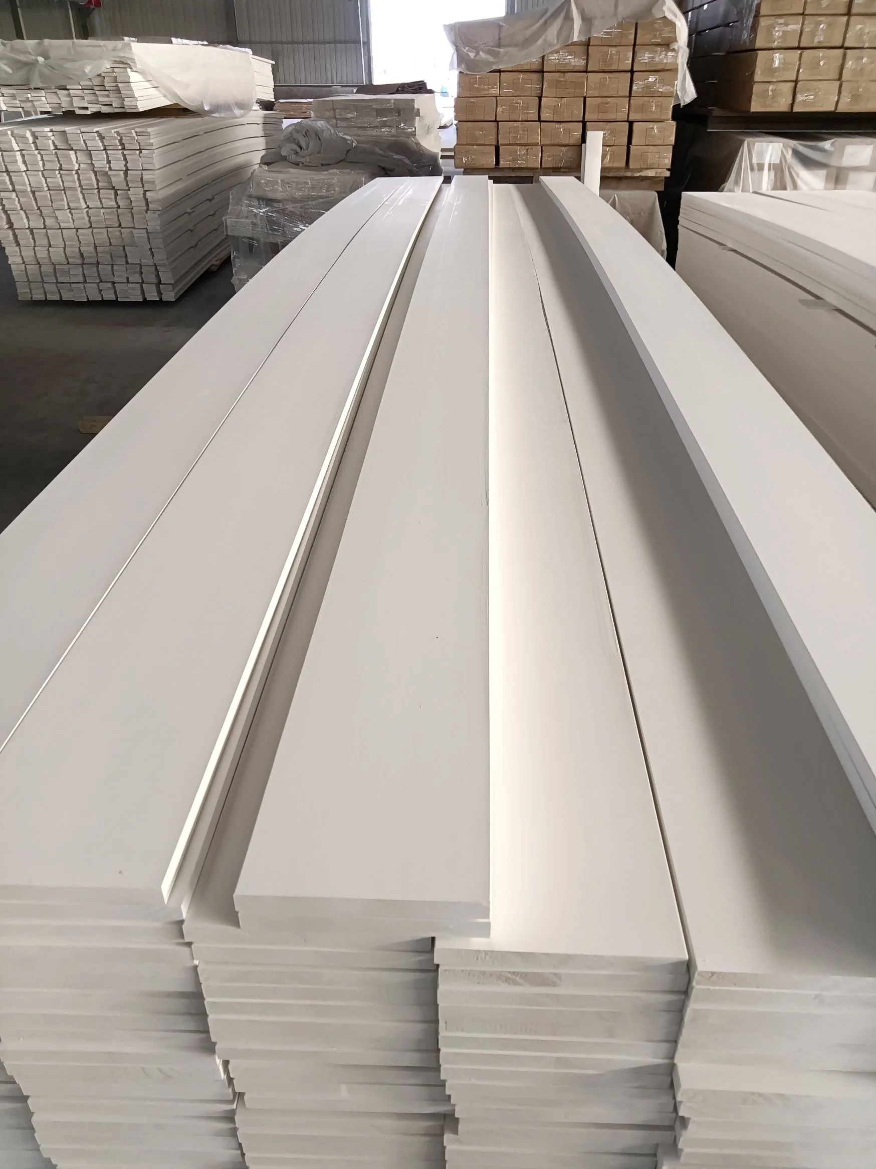 Primed Wood Moulding White Flat Surface Wood Board