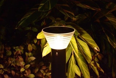 Solar Lawn Garden Lamp 12V LED Outdoor Decorative Post Courtyard Light