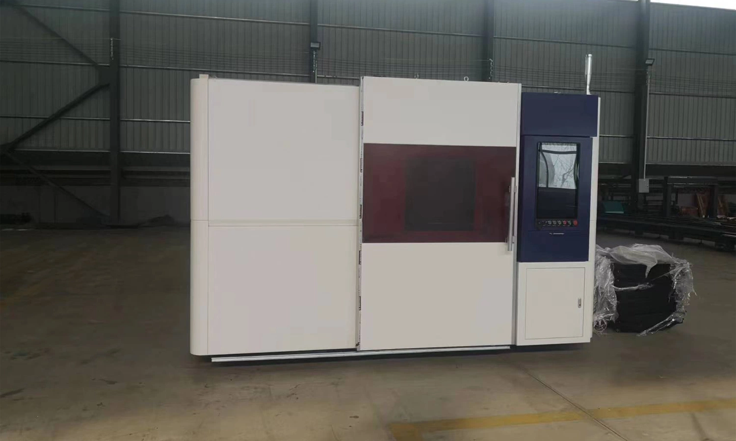 High Power 6000W Metal Tube Plate CNC Fiber Laser Cutting Machine for Sale