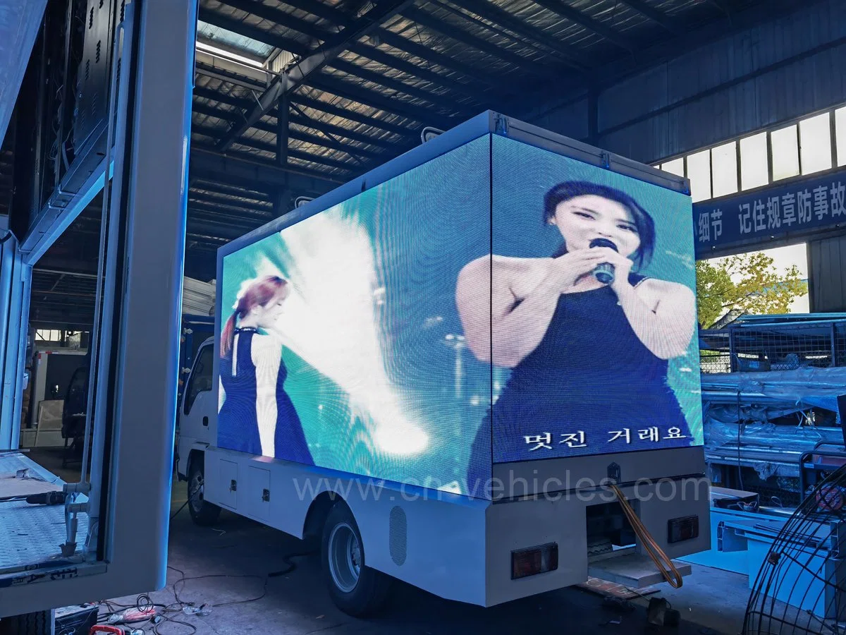 Isuzu LED Display Billboard Display Screen Truck Advertising Truck en venta.