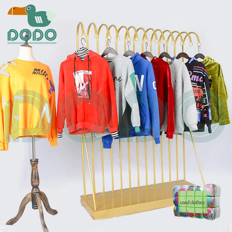 Zaozhuang Used Clothes Wholesale/Supplier Man Hoodies Apparel Stock