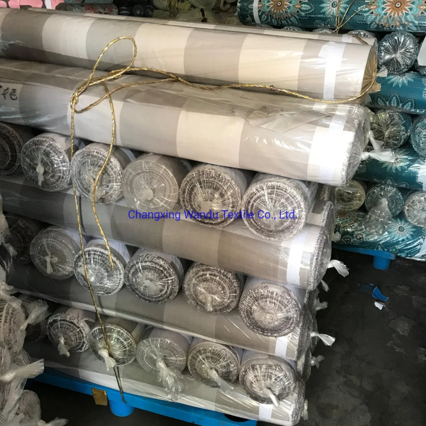 Hot Sale Fashion Plate Screen Printing 100%Polyester Fabric for Bedsheet