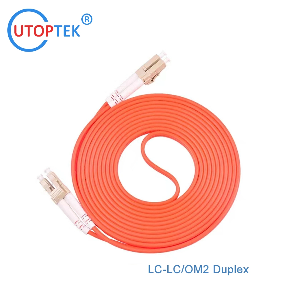 LC/Upc-LC/Upc Câble de cordon de raccordement de fibre optique duplex/simplex Sm/mm 1m/2m/3m/5m/7m personnalisé.