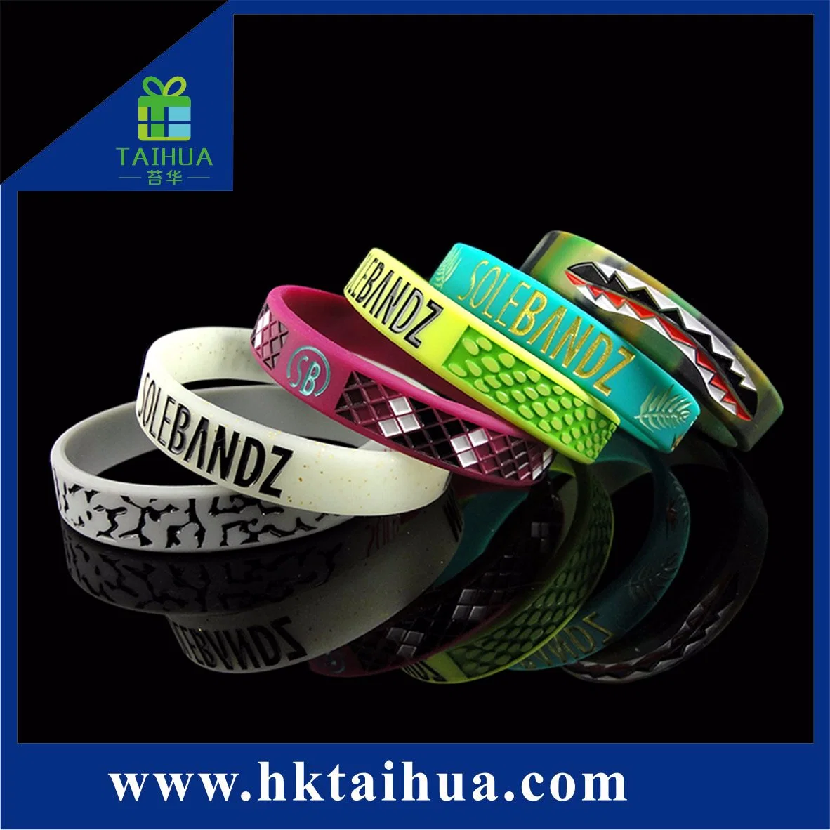 Fashion Customized Embossed Color Filled Silicone Wristband/Bracelet