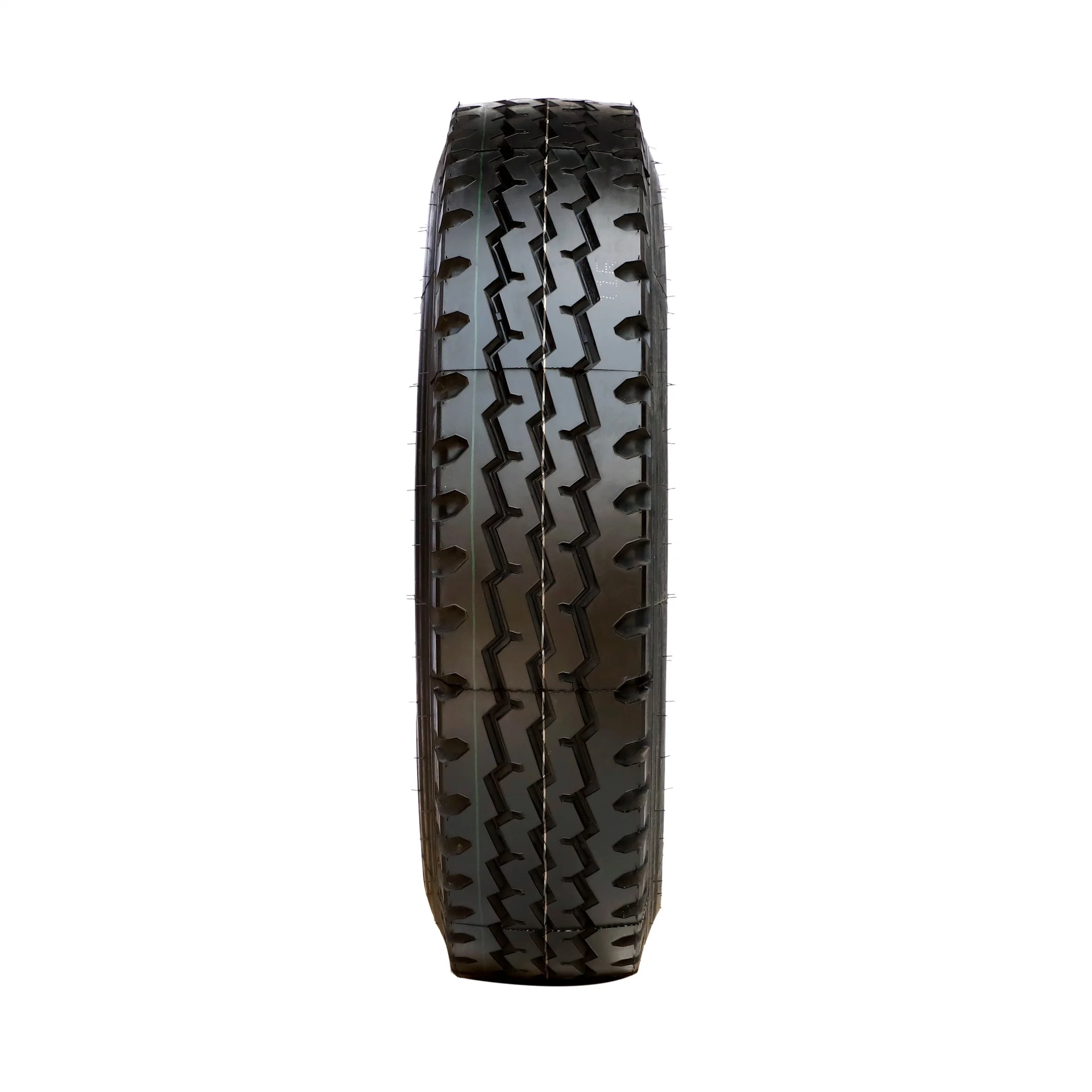 Retraite de la marque Sportrak pneu 315/80R22.5 utilisé les pneus de camion