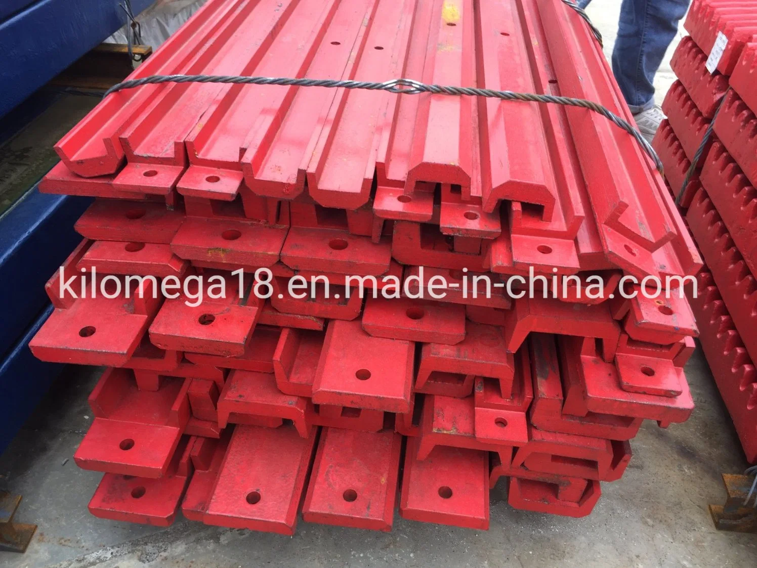 Hot Sale Impact Liner Blow Bar for Impact Crusher