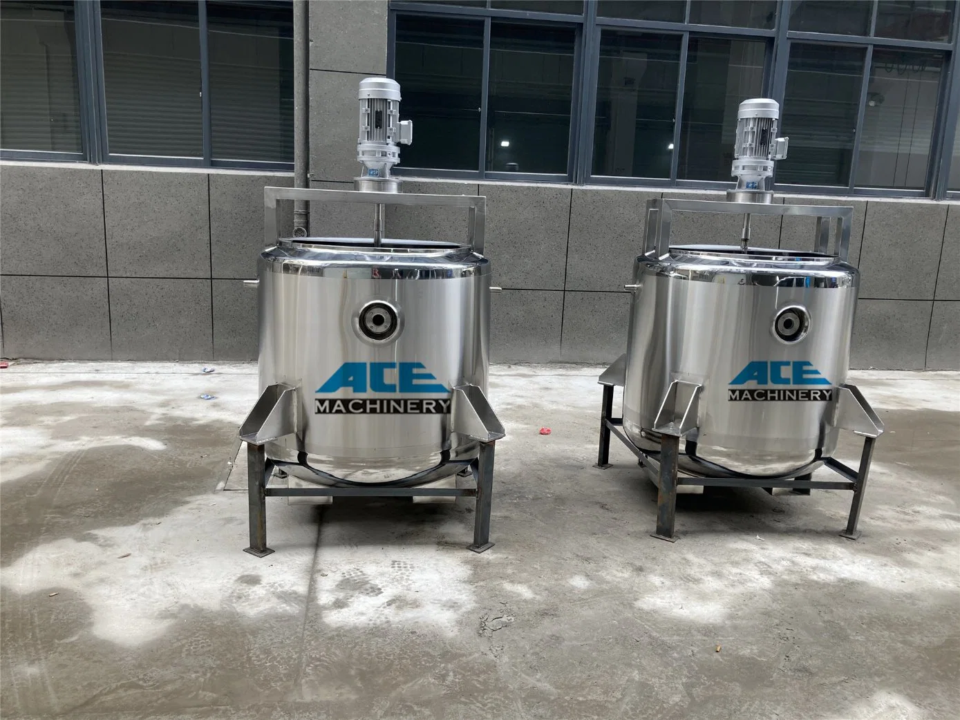 Factory Price Stainless Steel Liquid Storage Tank Food Grade Pot GMP 304 Detergent Reactor Mayonnaise Buffer Tanks