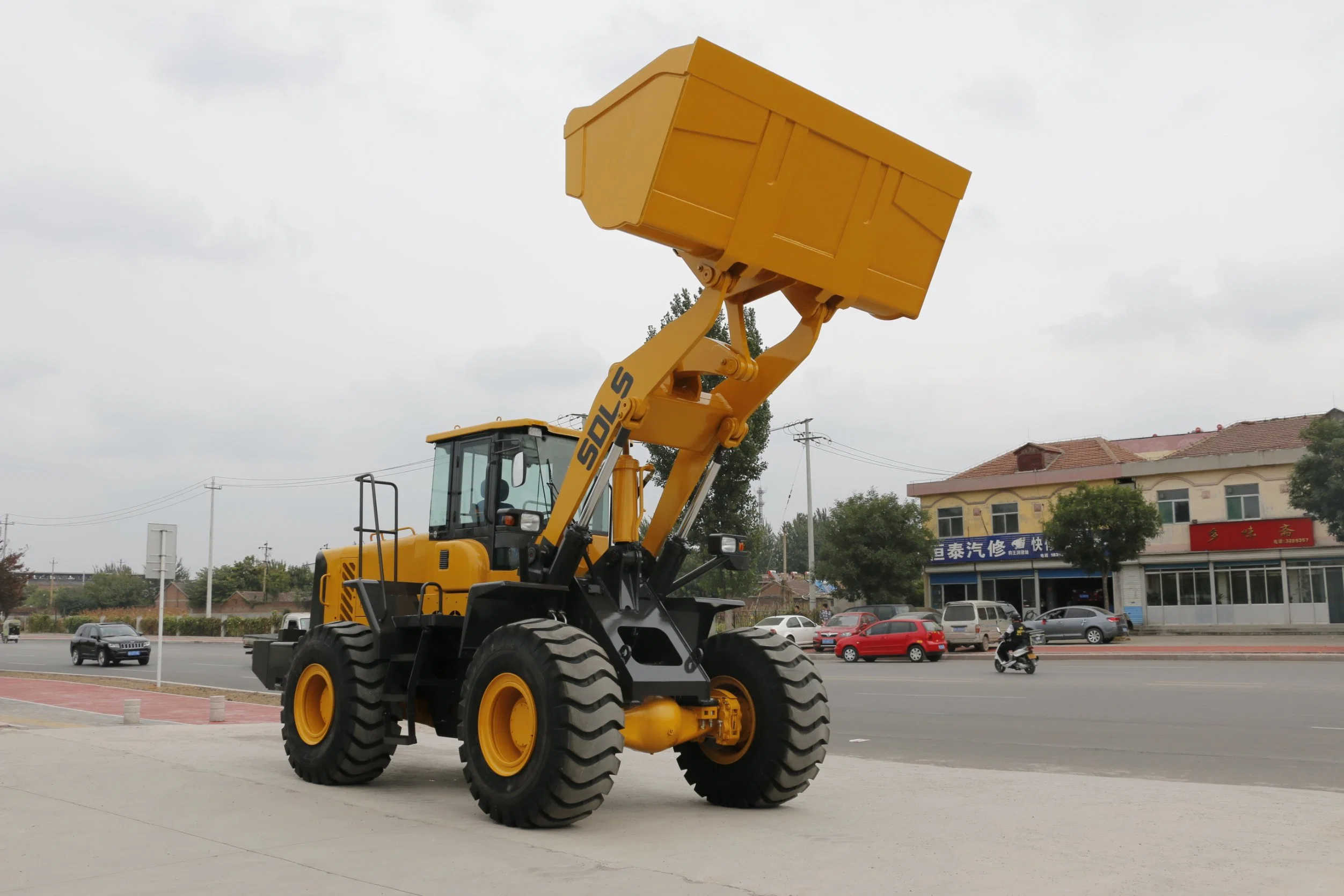 Sem Shantui Lonking Liugong New Equipment Price 3 4 5 6 Ton 5t 5ton 956 Zf Transmission Mountain Shovel Wheel Loaders with Rock Bucket 3cbm Capacity for Sale