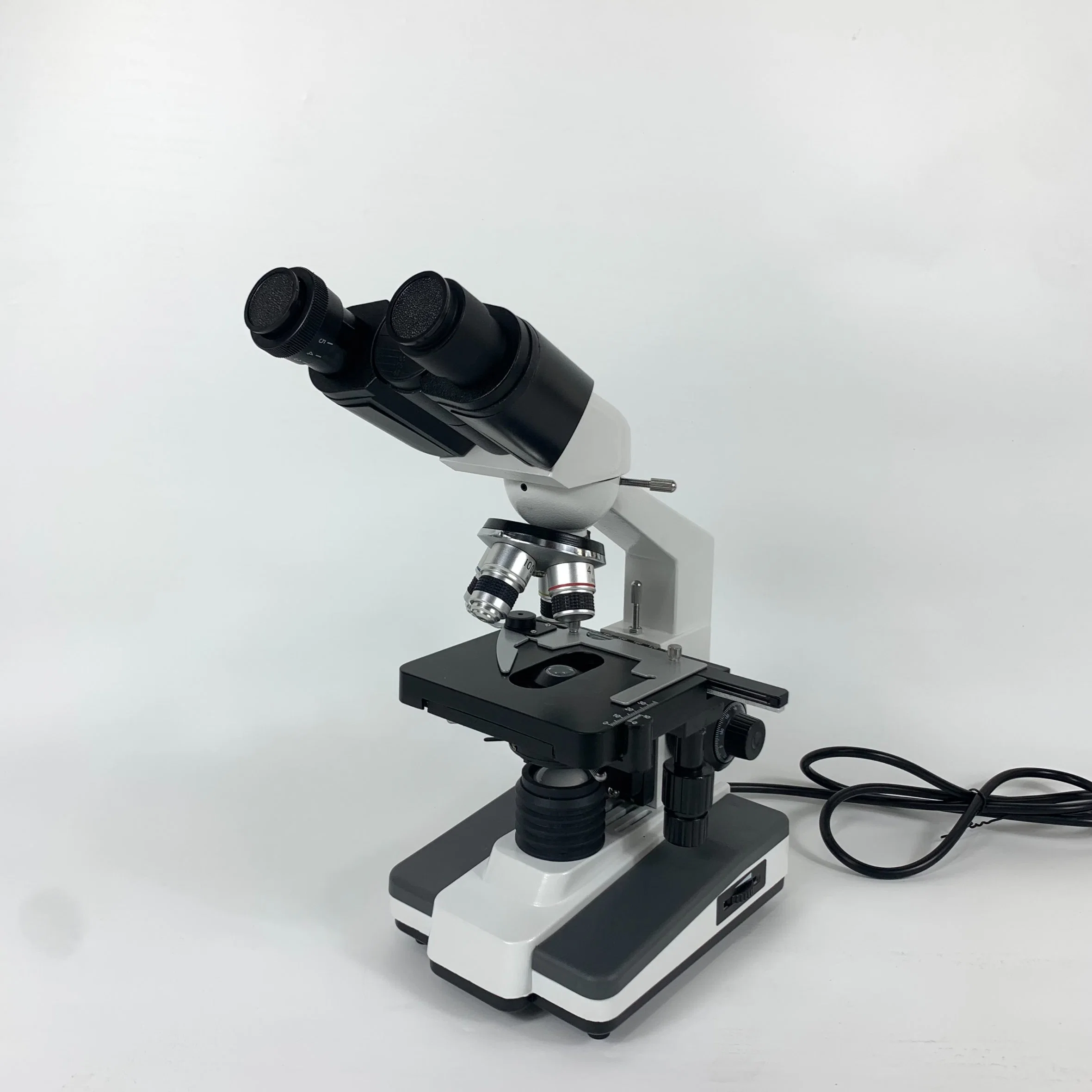 1600X Équipement de laboratoire Microscope biologique Xsp-200e