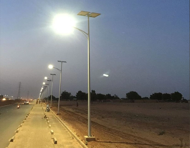 مصباح الطريق الشمسي 9 واط إلى 120 واط، طاقة LED لاختيار