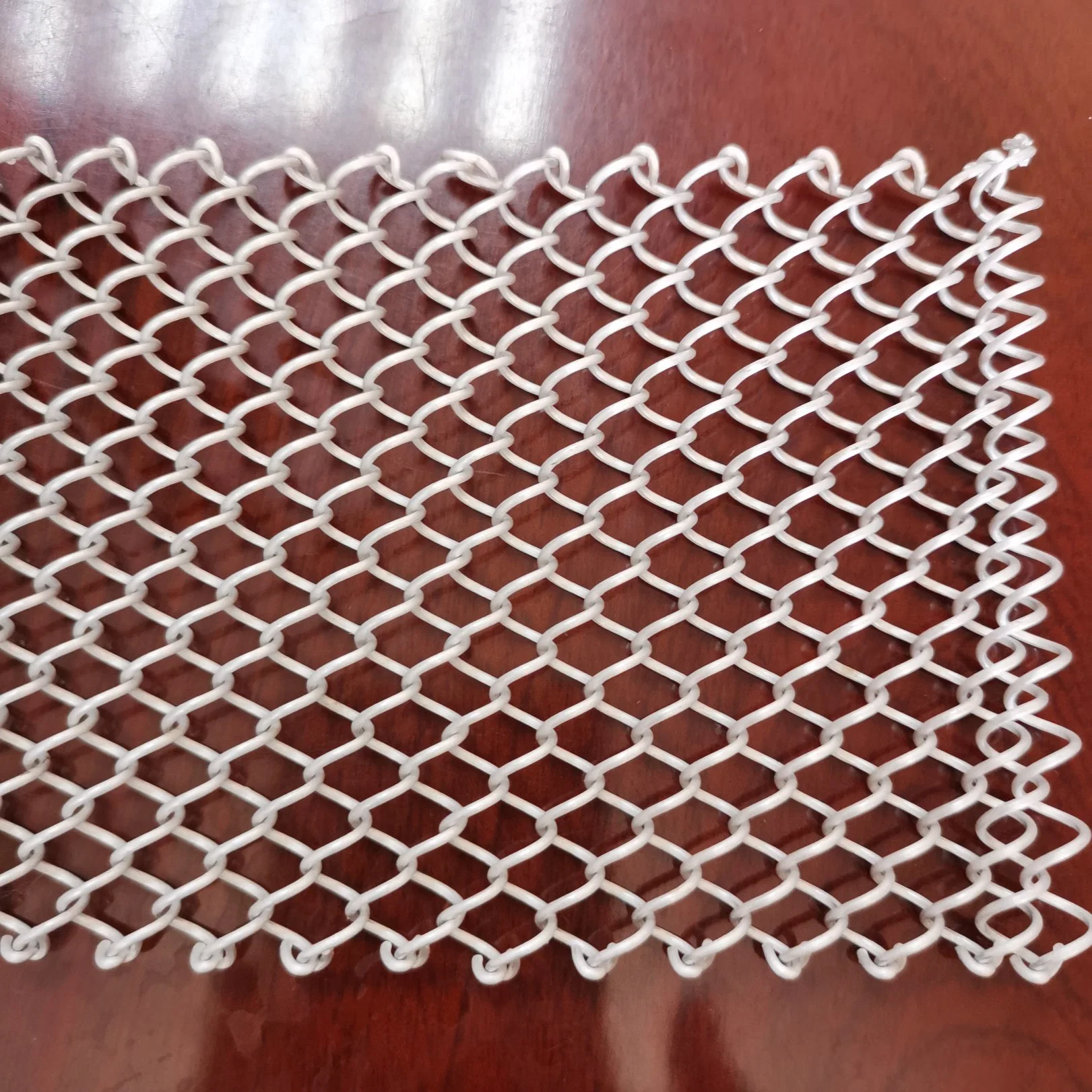 Yq Architectural Chain Link Fence Hotel Decorative Mesh