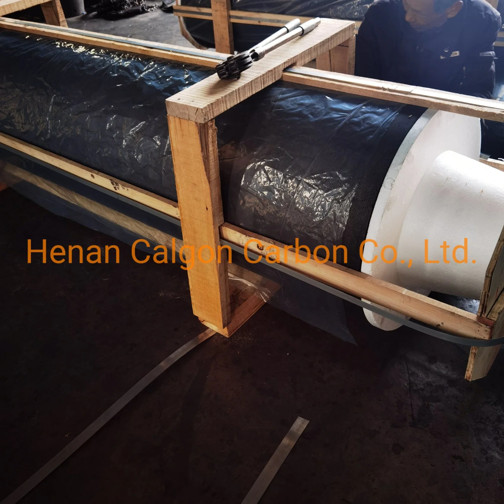 UHP Graphite Electrode 400mmx1800mm for Steelsmelting Steelmaking Electrode for Electric Arc Furnace