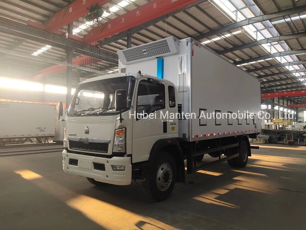 Sinotruk HOWO Aluminum Alloy Alive Chick Poultry Truck Living Chick Loading Truck with 10000PCS