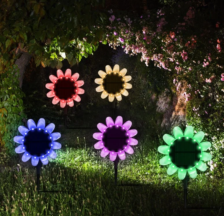 Outdoor Sonnenblume Form LED Rasen Landschaft Beleuchtung für dekorative Fernbedienung Steuerung Solar Garden Lamp 120 Grad Einstellbar Wasserdicht Ipx5 Garten Licht