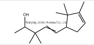 Polisantol, alcohol poliandalwood CAS: 107898-54-4