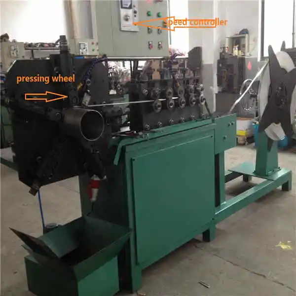 Interlock Metal Car Exhaust Pipe Forming Machine