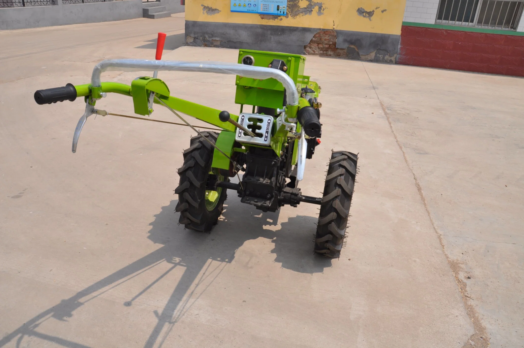 Mehrzweck Landwirtschaft Mini Walk Behind Traktor Preis Dieselmotor Klein 8HP 12HP 15HP 18HP zwei Räder Hand-Walking-Traktor für Verkauf