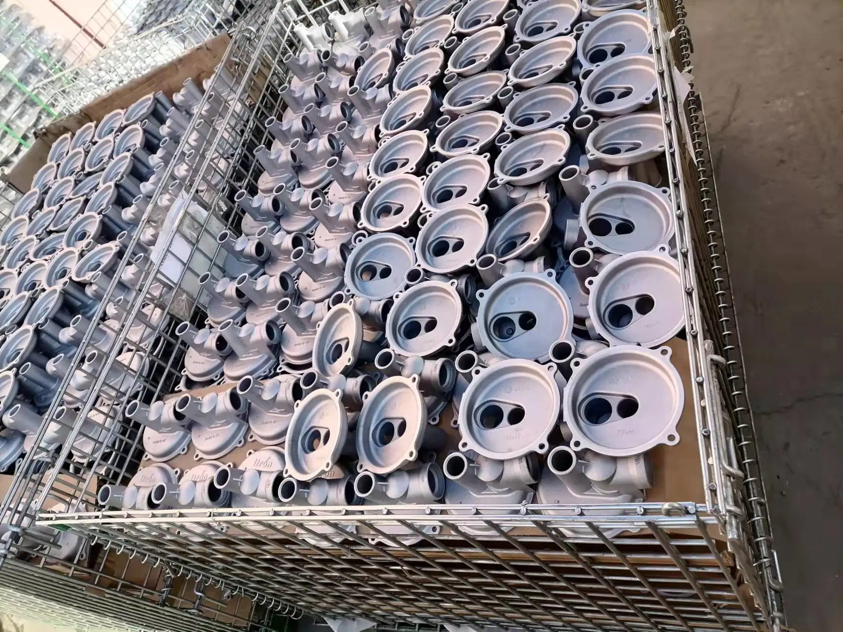 Aluminum Die Casting Motor Housing in ADC12 A380 44300 Alloy