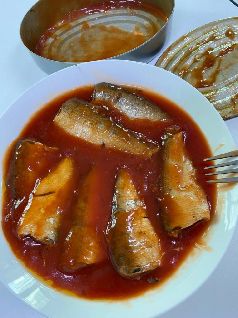 Canned Seafood Sardine Canned in Tomato Sauce/in Sunflower Oil Oval Can with Customized Brands