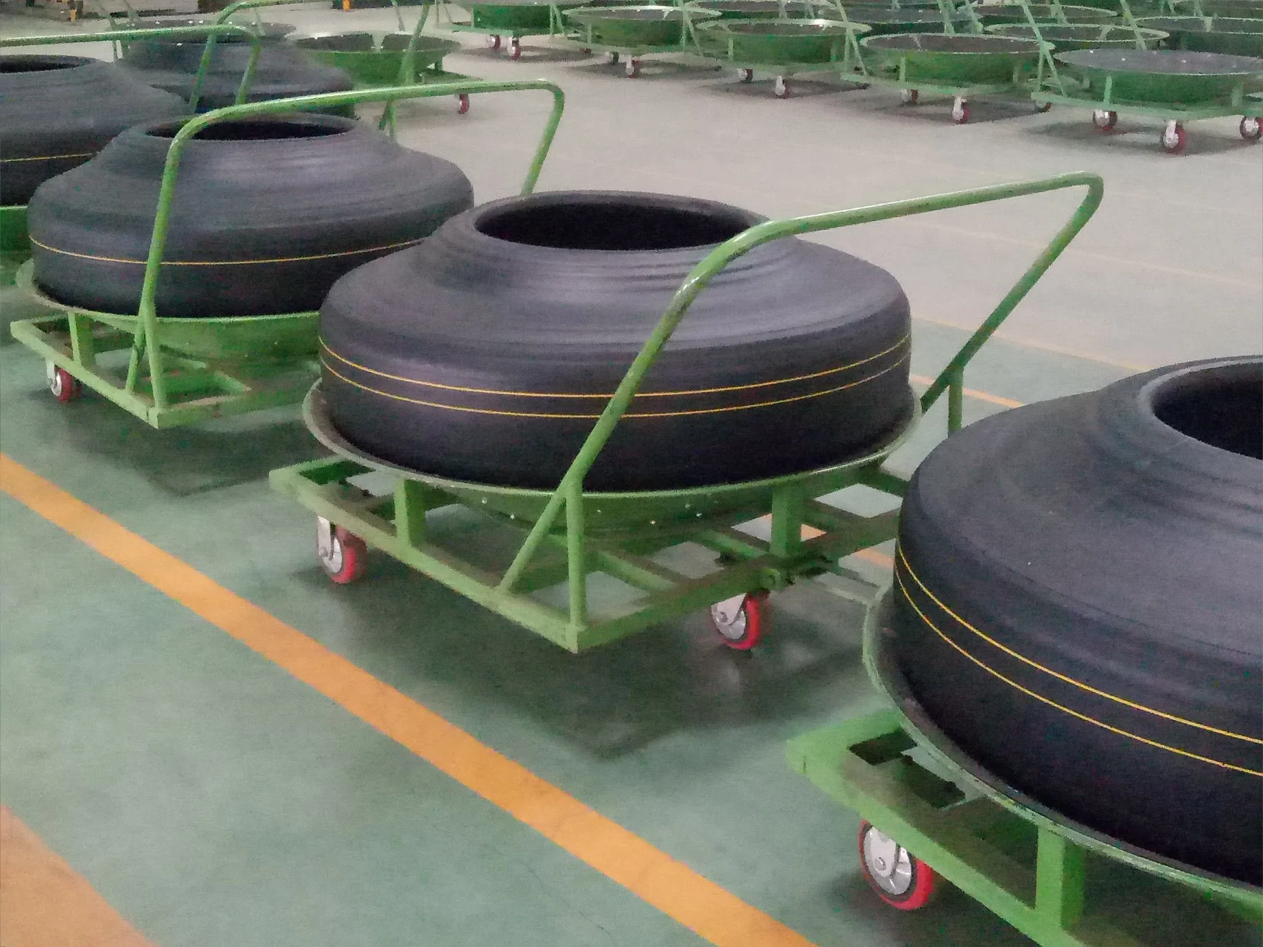 TBR Truck Tyre with 9.00r20 Trm37 Radial Tube Truck Tire