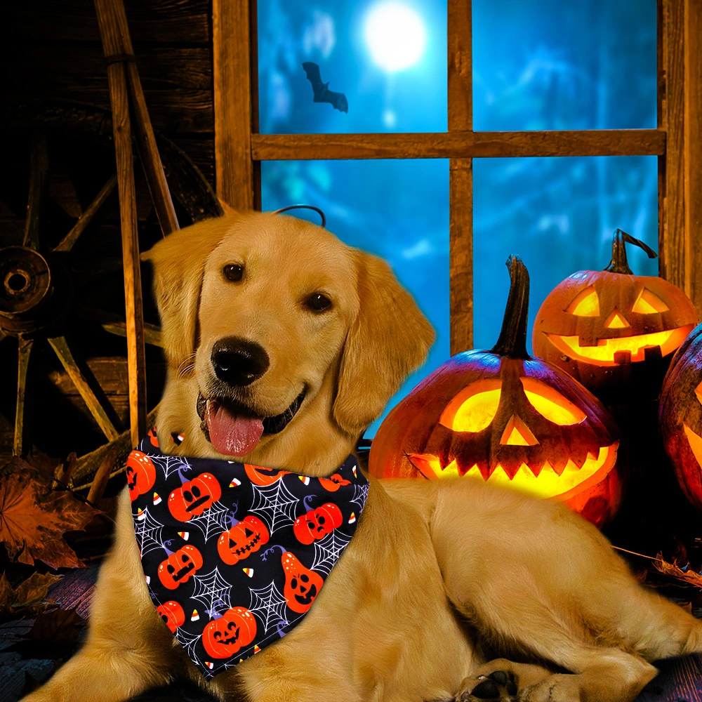 Comercio al por mayor accesorios para mascotas perro mascota de Halloween de Calabaza Triángulo Bandana Bandana para pequeñas y medianas perro grande