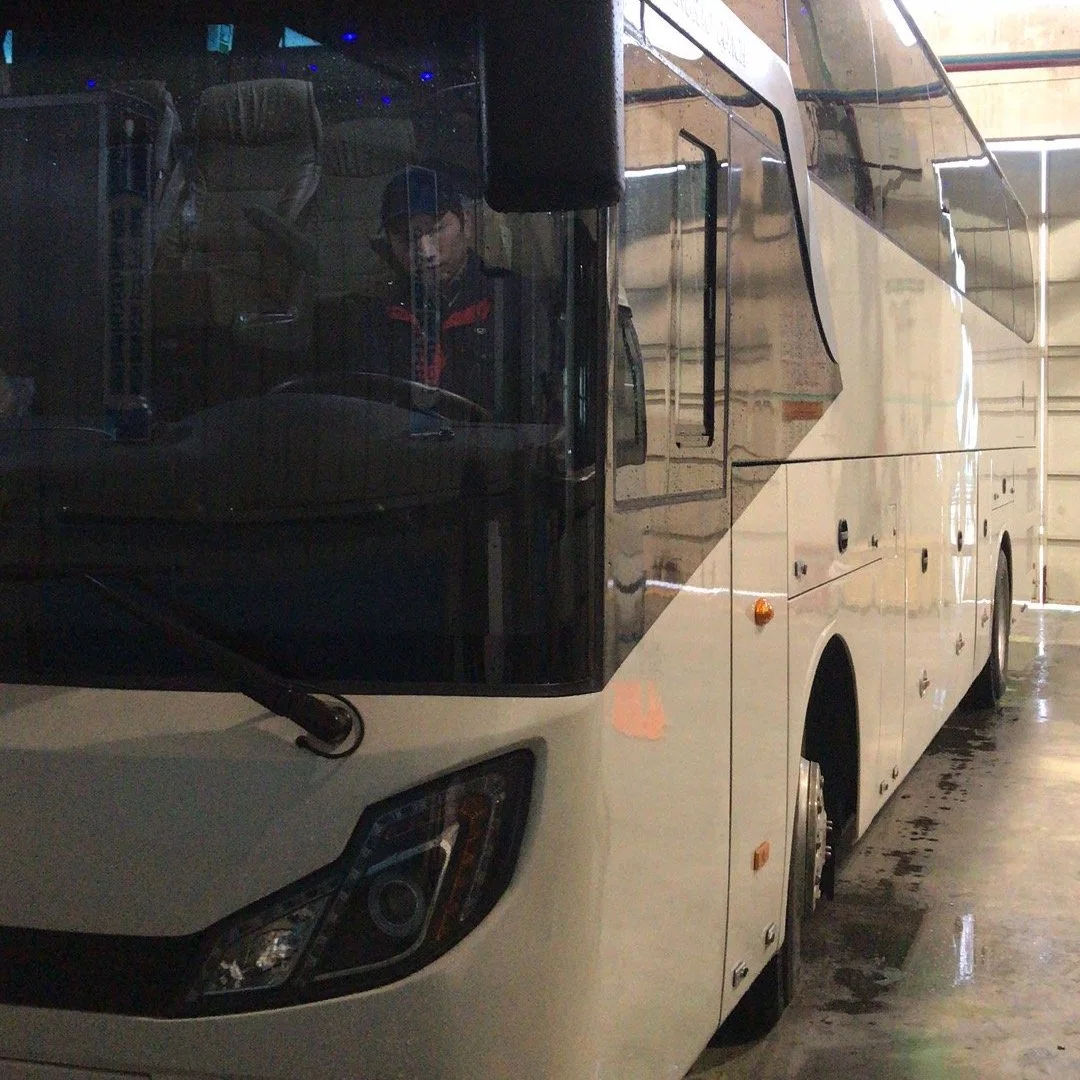 12 Meter 50 Seats Diesel Engine Manual Coach Bus