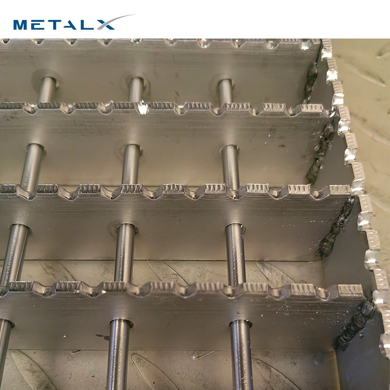Gutter Cover Photovoltaic Walkway Grid Plate Platform Steel Grating Hot DIP Galvanized Steel Grating