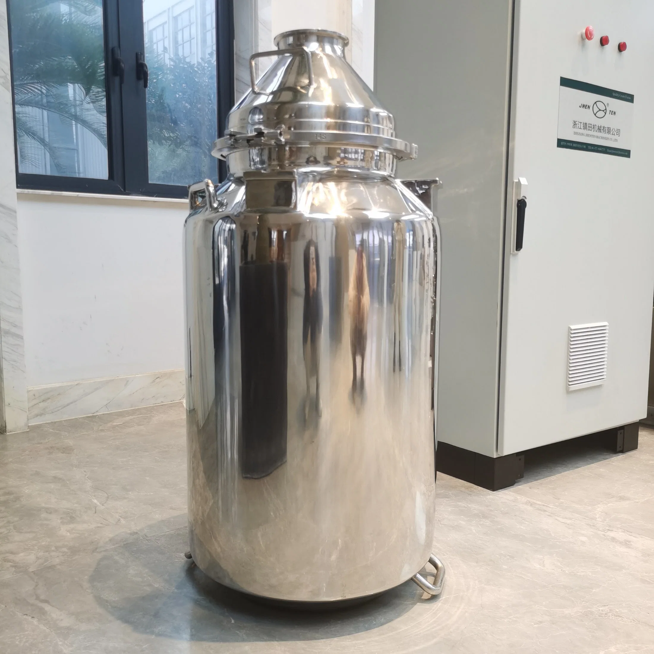 Sanitary Food Type Stainless Steel Milk Cooling Storage Tank