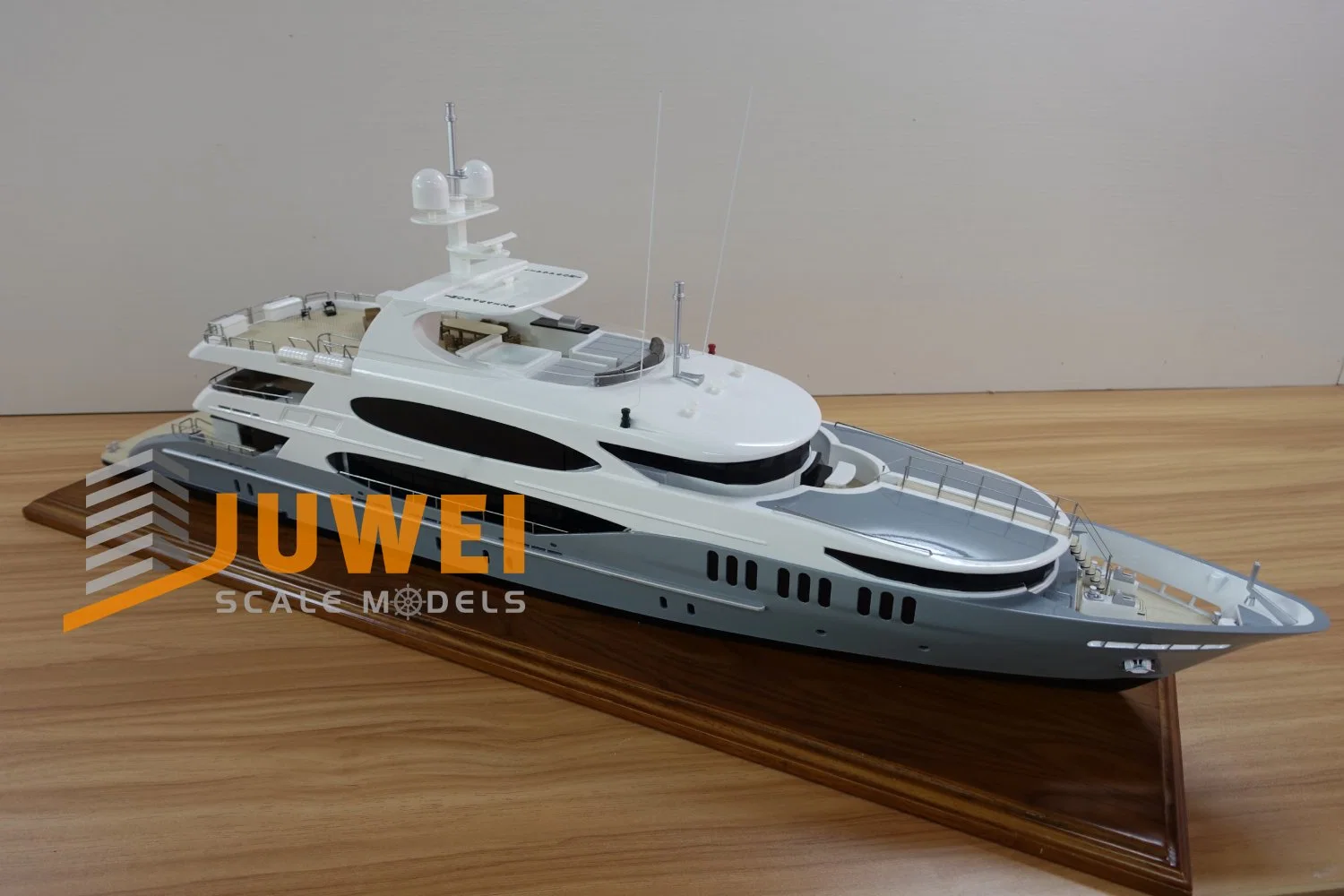 Luxury Yacht Model Making (JW-04)