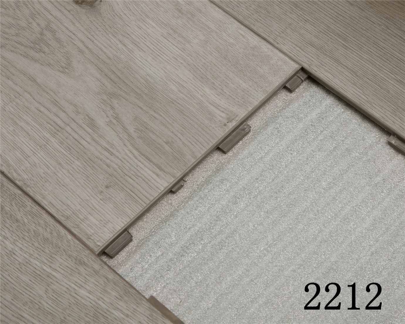 Indoor Waterproof Click Type Wood Looking Laminate Flooring