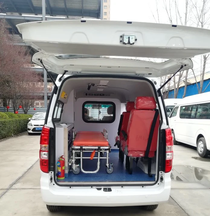 Foto coche de ambulancia de primeros auxilios en el hospital (BJ5039)