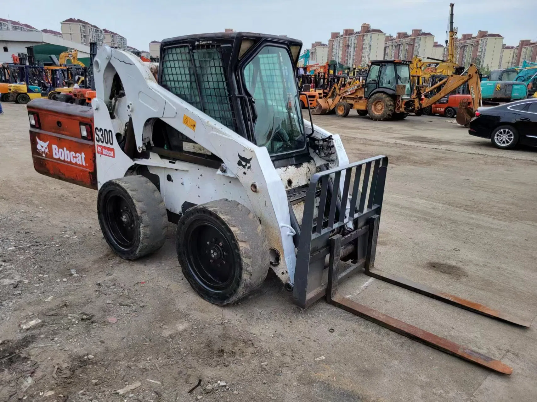 Used Bobcat S300 Skid Steer Loader Mini Loader Forklift